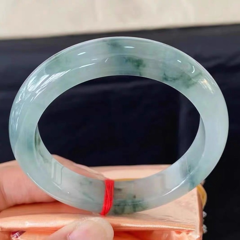Myanmar-Jadeit mit blauen Blum – Bracelets Bewertung und Preis