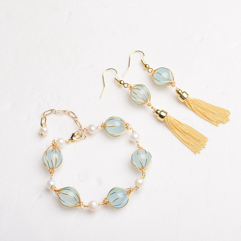 Blaue natürliche Jade-Perlenoh – Earrings Bewertung und Preis
